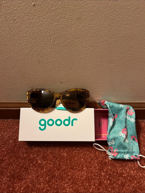 Goodr Accessories - Goodr Tortoise Sunglasses (The Catwalks Meow)